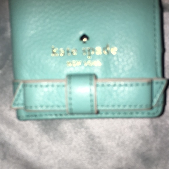 Kate Spade Wallet. Mint Green - Picture 2 of 6
